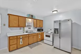 1504 W 7th Ave, Brodhead, WI 53520 - Photo 10