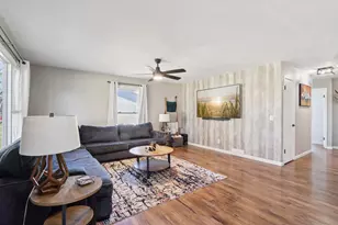 222 Thistledown Ln, Walworth, WI 53184 - Photo 14