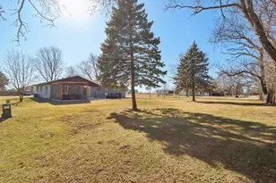 222 Thistledown Ln, Walworth, WI 53184 - Photo 54