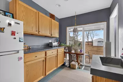 2505 Center Avenue, Janesville, WI 53546 - Photo 32