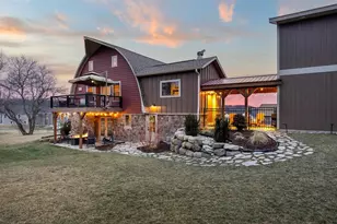 6396 Hayden Rd, Sun Prairie, WI 53590 - Photo 2