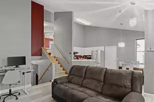 204 W Clover Ln, Cottage Grove, WI 53527 - Photo 8