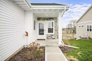 1490 Palm Grass Wy, Stoughton, WI 53589 - Photo 12