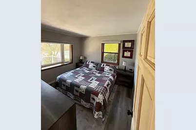 202 Sleepy Hollow Drive, Fall River, WI 53932 - Photo 12