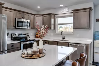 10330 Hazy Sky Parkway, Verona, WI 53593 - Photo 6