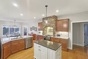 1051 Water Wheel Dr, Waunakee, WI 53597 - Photo 14