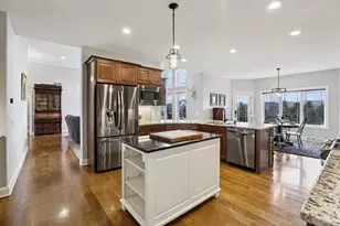 1051 Water Wheel Dr, Waunakee, WI 53597 - Photo 10