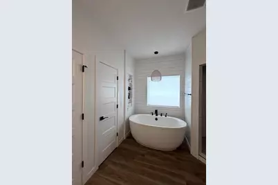 1381 N Pine Street, Sun Prairie, WI 53590 - Photo 8