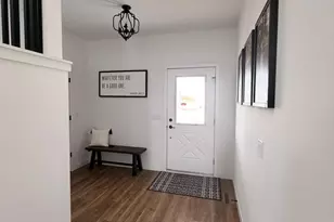 1381 N Pine St, Sun Prairie, WI 53590 - Photo 16