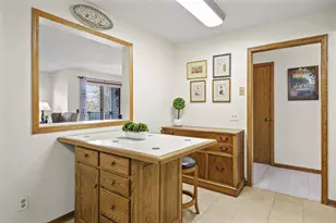 821 N Gammon Rd, Madison, WI 53717 - Photo 14