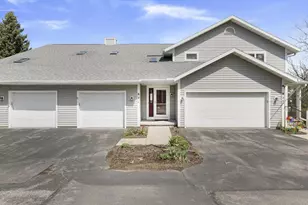 821 N Gammon Rd, Madison, WI 53717 - Photo 8