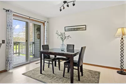 821 N Gammon Road, Madison, WI 53717 - Photo 2