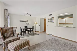 821 N Gammon Rd, Madison, WI 53717 - Photo 20