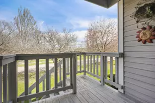 821 N Gammon Rd, Madison, WI 53717 - Photo 40