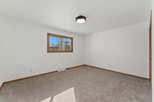 509 Ernstmeyer Dr, Baraboo, WI 53913 - Photo 18