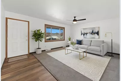 509 Ernstmeyer Drive, Baraboo, WI 53913 - Photo 2