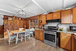 N8432 Valley Dr, Wisconsin Dells, WI 53965 - Photo 8