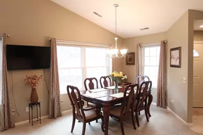 715 N Heatherstone Drive, Sun Prairie, WI 53590 - Photo 6