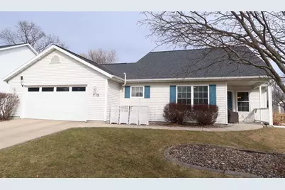 715 N Heatherstone Drive, Sun Prairie, WI 53590 - Photo 1