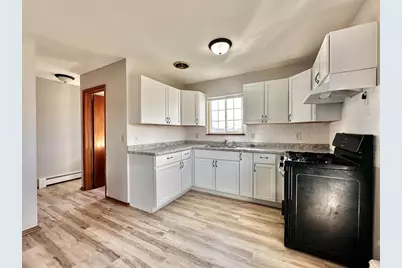 1896-1898 Murphy Woods Road, Beloit, WI 53511 - Photo 30