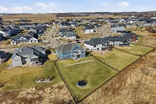 4173 Hanover Dr, DeForest, WI 53532 - Photo 4