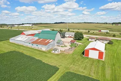 6889 and 6897 North Towne Road, DeForest, WI 53532 - Photo 34