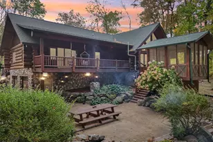 W10124 Giese Ln, Portage, WI 53901 - Photo 2