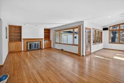 1138 Minocqua Crescent, Madison, WI 53705 - Photo 4