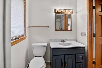 1138 Minocqua Crescent, Madison, WI 53705 - Photo 14