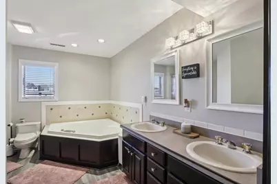 810 N Parkview Street, Cottage Grove, WI 53527 - Photo 32