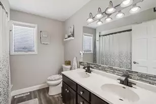 810 N Parkview St, Cottage Grove, WI 53527 - Photo 20