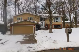 1133 W Ridge Rd, Marshfield, WI 54449 - Photo 1