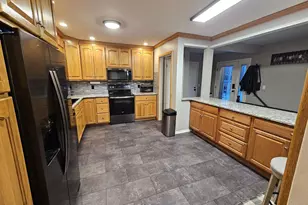 S2943 Fairway Dr, Reedsburg, WI 53959 - Photo 12