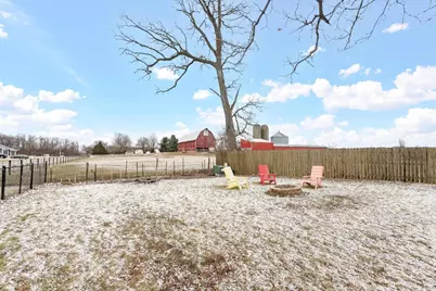 1348 Shade Tree Lane, Janesville, WI 53545 - Photo 6