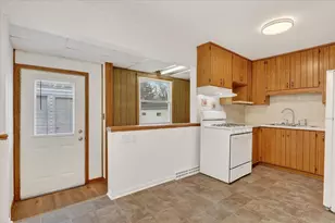 1406 S Grant Ave, Janesville, WI 53546 - Photo 18