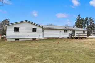 625 Cross St, Poynette, WI 53955 - Photo 34