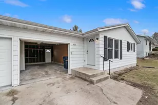 625 Cross St, Poynette, WI 53955 - Photo 28