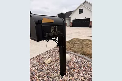 1817 Arboretum Drive, Janesville, WI 53548 - Photo 8