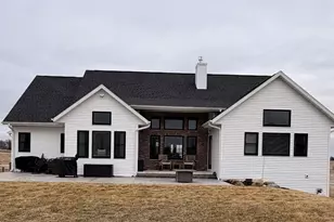 1817 Arboretum Dr, Janesville, WI 53548 - Photo 6