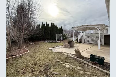 1077 Gas Light Drive, Sun Prairie, WI 53590 - Photo 34