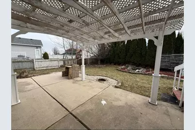 1077 Gas Light Drive, Sun Prairie, WI 53590 - Photo 36