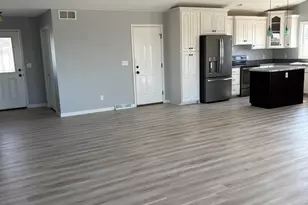 1595 Cornerstone Cir, Platteville,  53818 - Photo 14