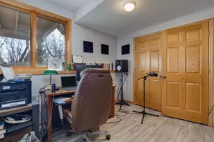 4805 Schneider Dr, Fitchburg, WI 53575 - Photo 34