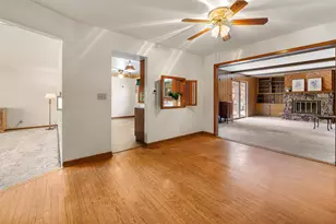 104 Cherokee Rd, Beaver Dam, WI 53916 - Photo 10