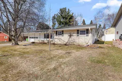 104 Cherokee Road, Beaver Dam, WI 53916 - Photo 2