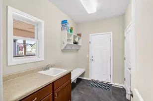 9420 Stoneywood Blvd, Middleton, WI 53562 - Photo 14