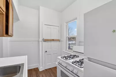 905 W Grand Avenue, Beloit, WI 53511 - Photo 14