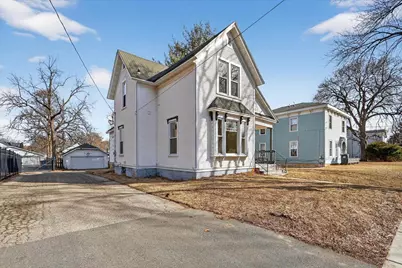 905 W Grand Avenue, Beloit, WI 53511 - Photo 2