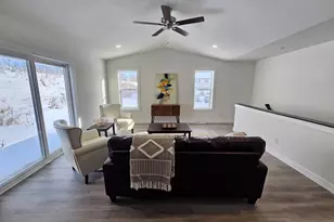 512 Village Ln, Ripon, WI 54971 - Photo 4