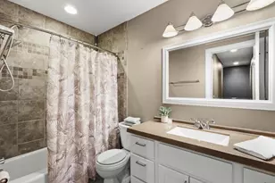 1309 Tompkins Dr, Madison, WI 53716 - Photo 24